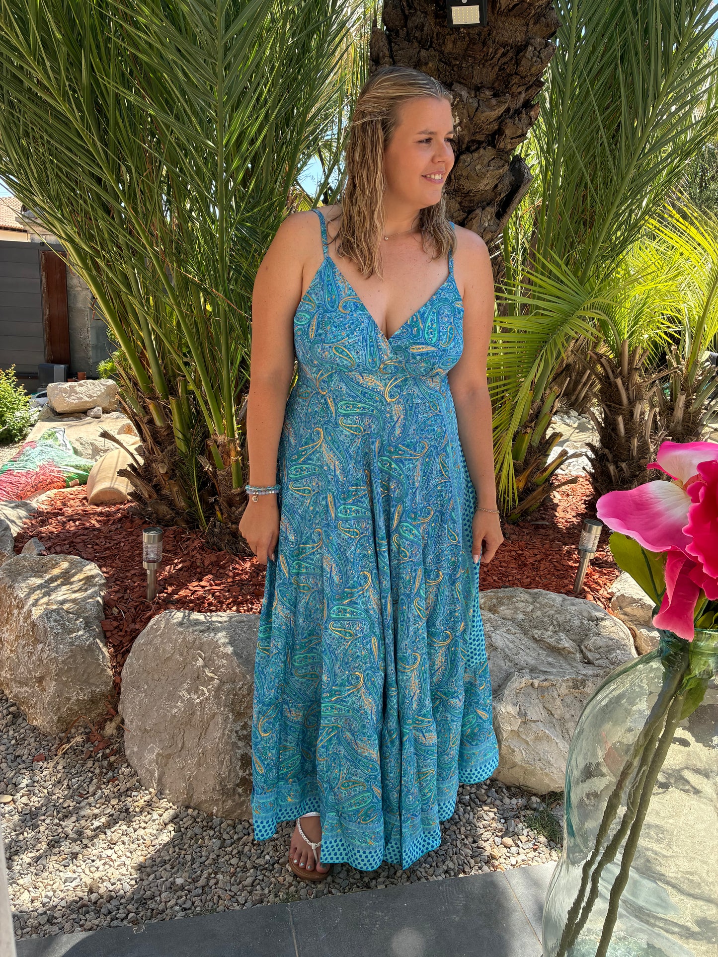 Robe Tara