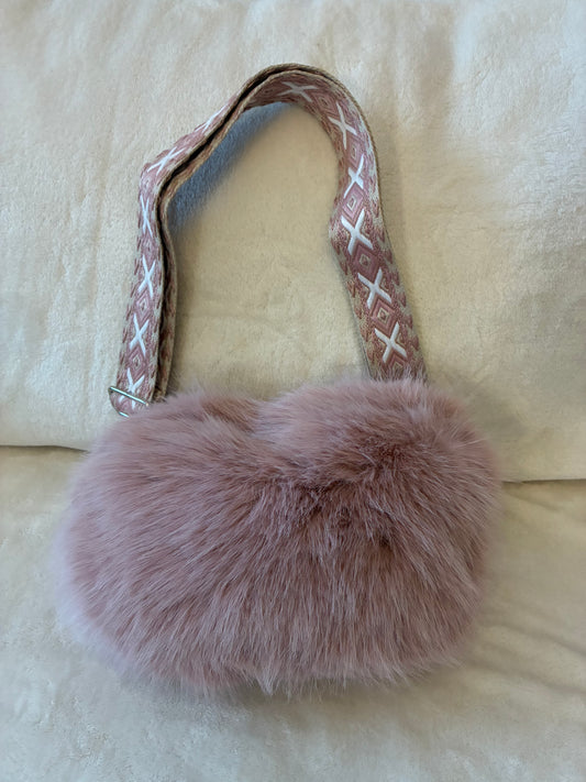 Sac banane fausse fourrure rose