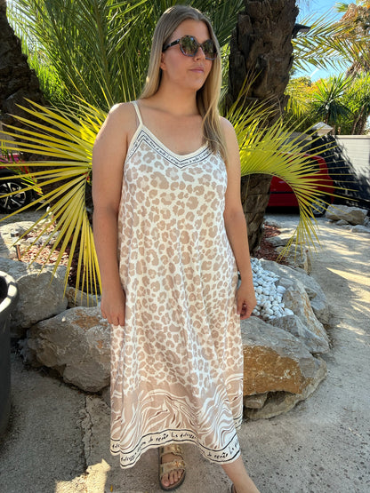 Robe Féline