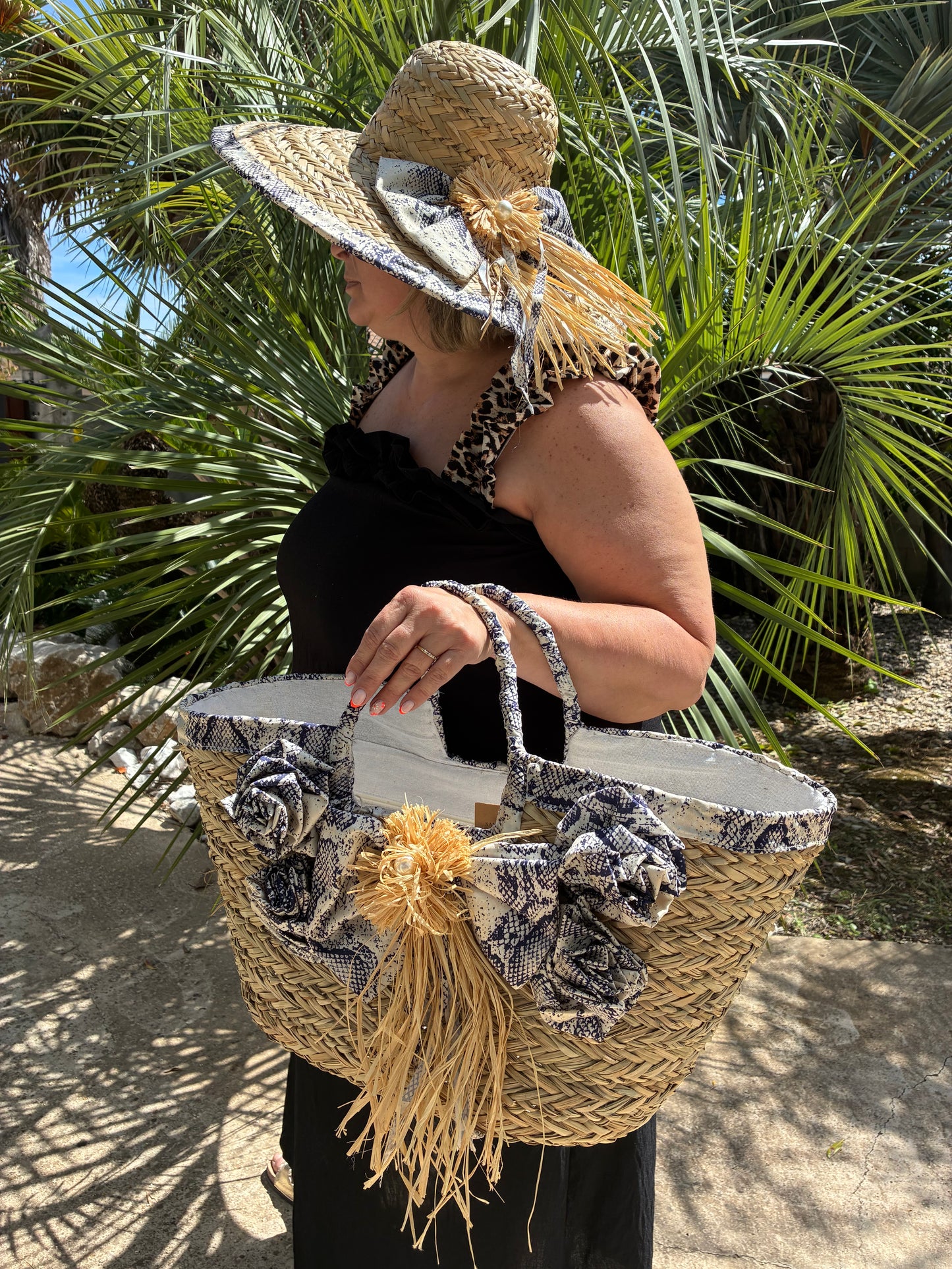 Chapeaux