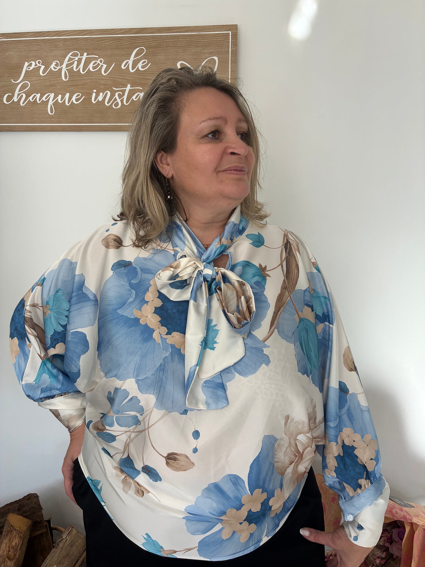 Blouses Satinées Fleurs