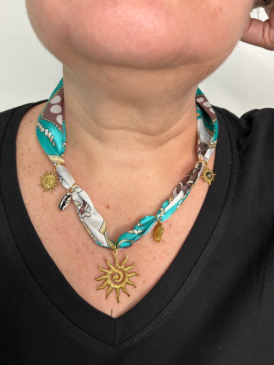 Collier Soleil Breloques