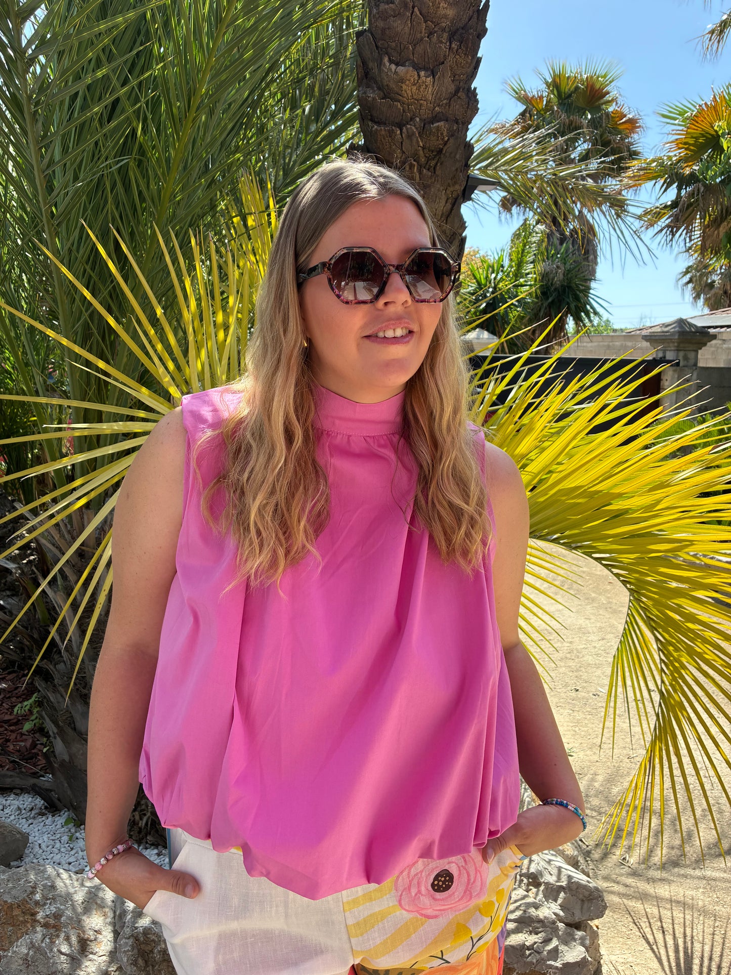 Dos-nu Cécile